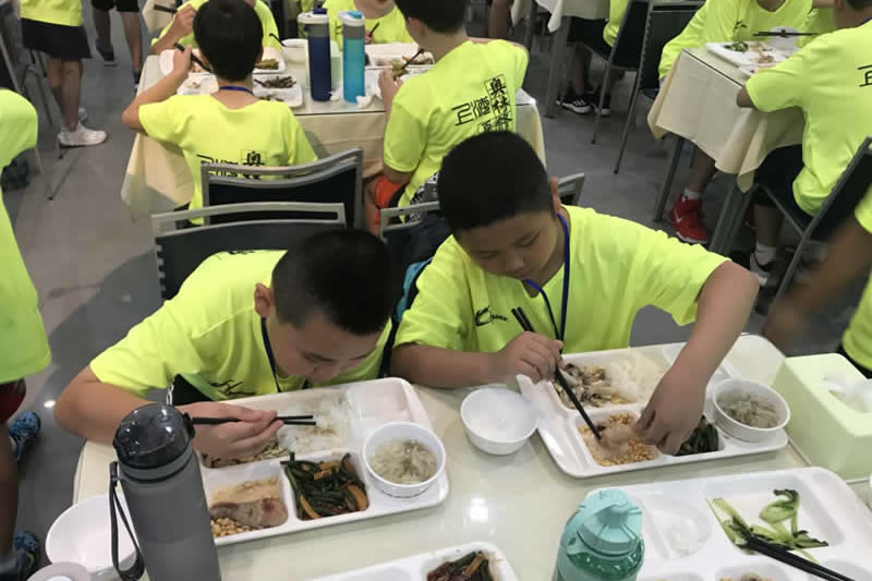 夏令营欢乐时光